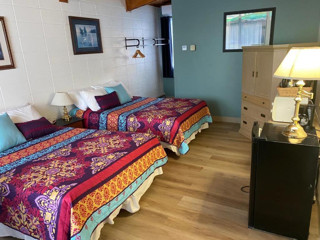 Huron Sands Motel And Restaurant Providence Bay Buitenkant foto