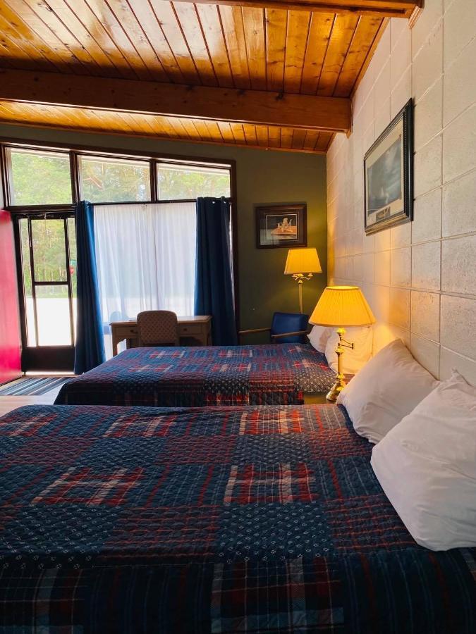 Huron Sands Motel And Restaurant Providence Bay Buitenkant foto