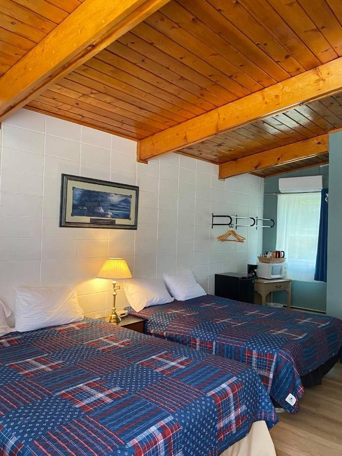 Huron Sands Motel And Restaurant Providence Bay Buitenkant foto